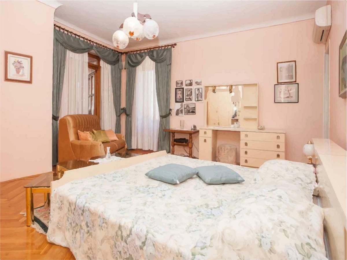 Apartment Carera โรวีน ภายนอก รูปภาพ